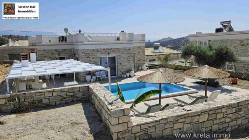 Pitsidia Kreta, Pitsidia: ebenerdige Villa mit privatem Pool in Dorfnähe Haus kaufen